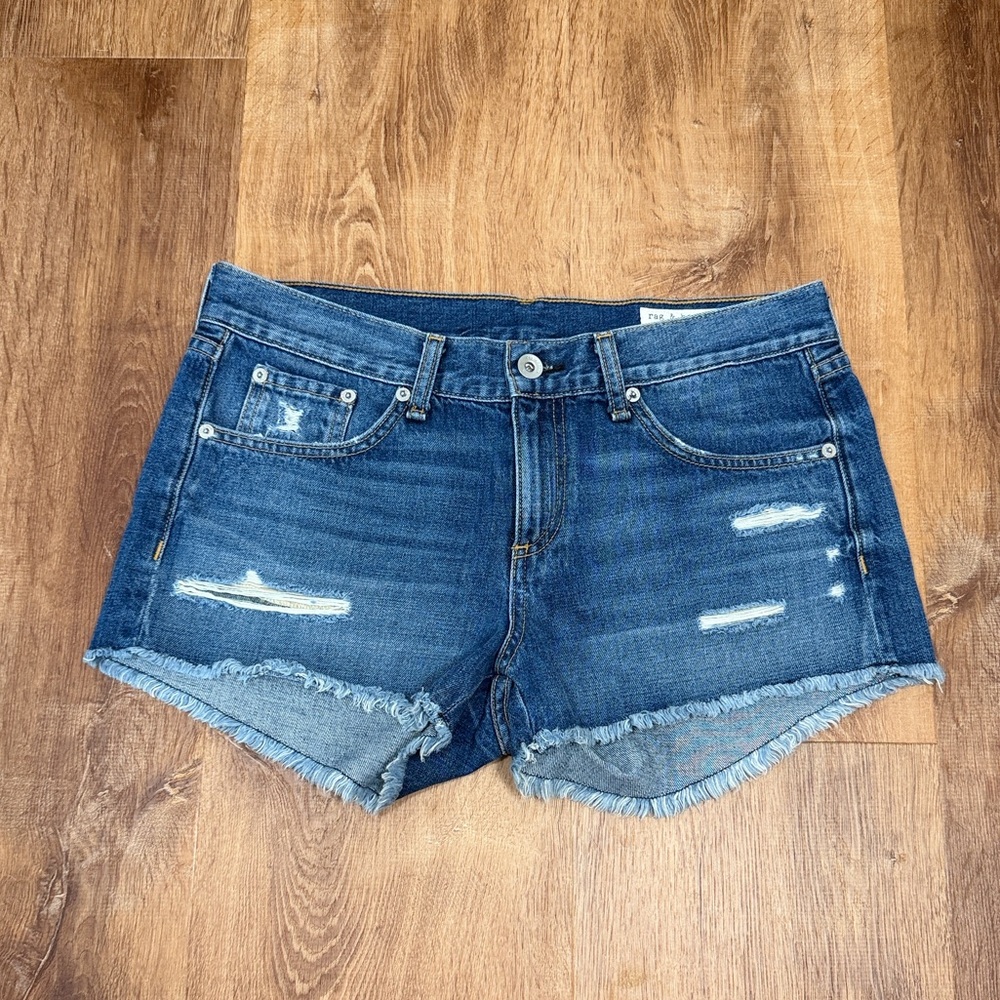 Women’s Rag & Bone Jean Denim Cut Off Shorts in color Johny size 26